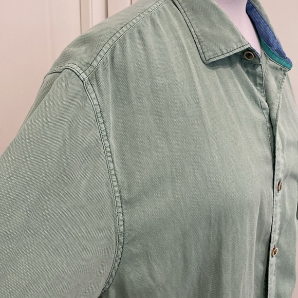 Tommy Bahama Tencel & Cotton Luxury Feel Long Sleeve Button Down Shirt |Size XL - Picture 3 of 13